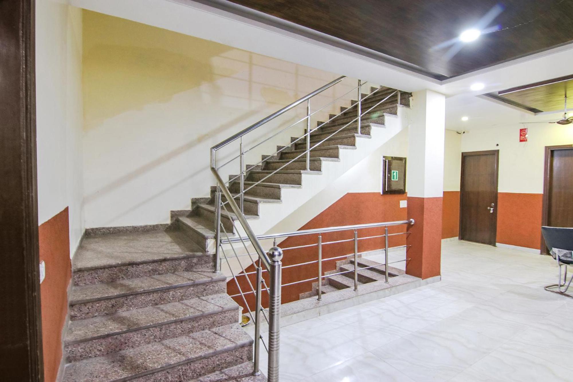 Fabexpress Kohinoor City Chandīgarh Εξωτερικό φωτογραφία
